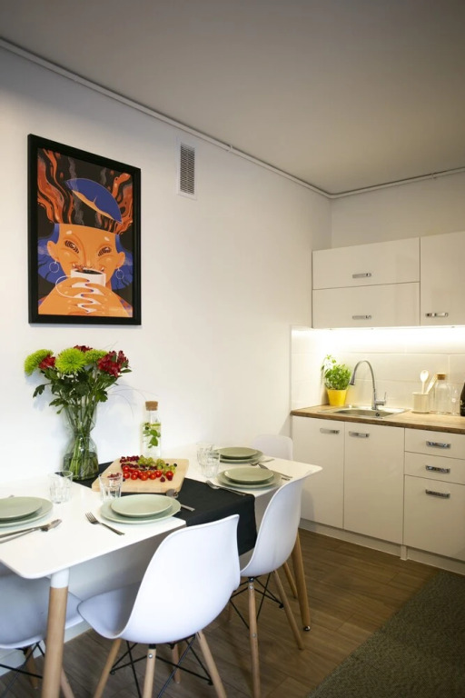 oompH Warsaw Center Well Designed Apt
