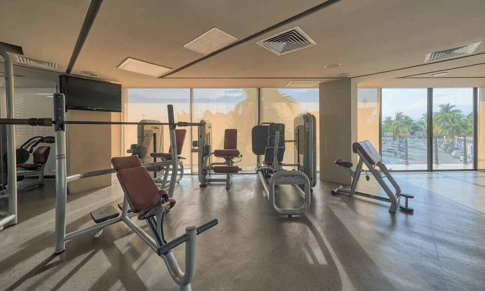 Luxury 2BR Condo in Marina - Pool - Zen Rooftop