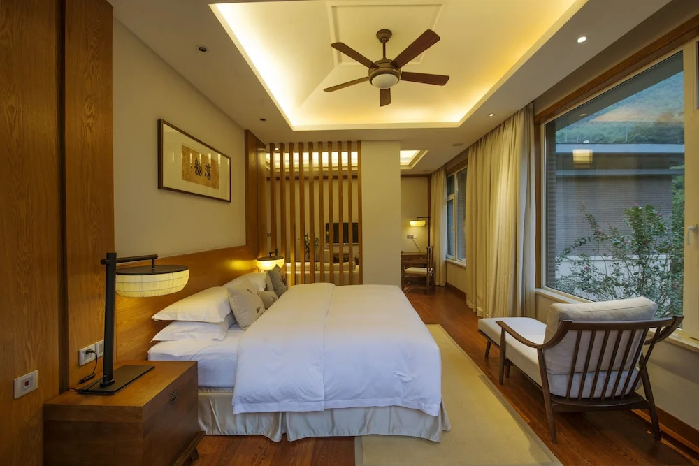 Jiuxi Cloud Valley Hotel