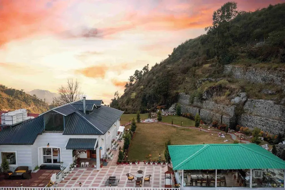 amã Stays & Trails Barefoot Bungalow, Dhanaulti