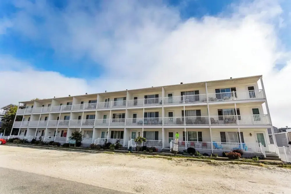 Dewey Villa 2B