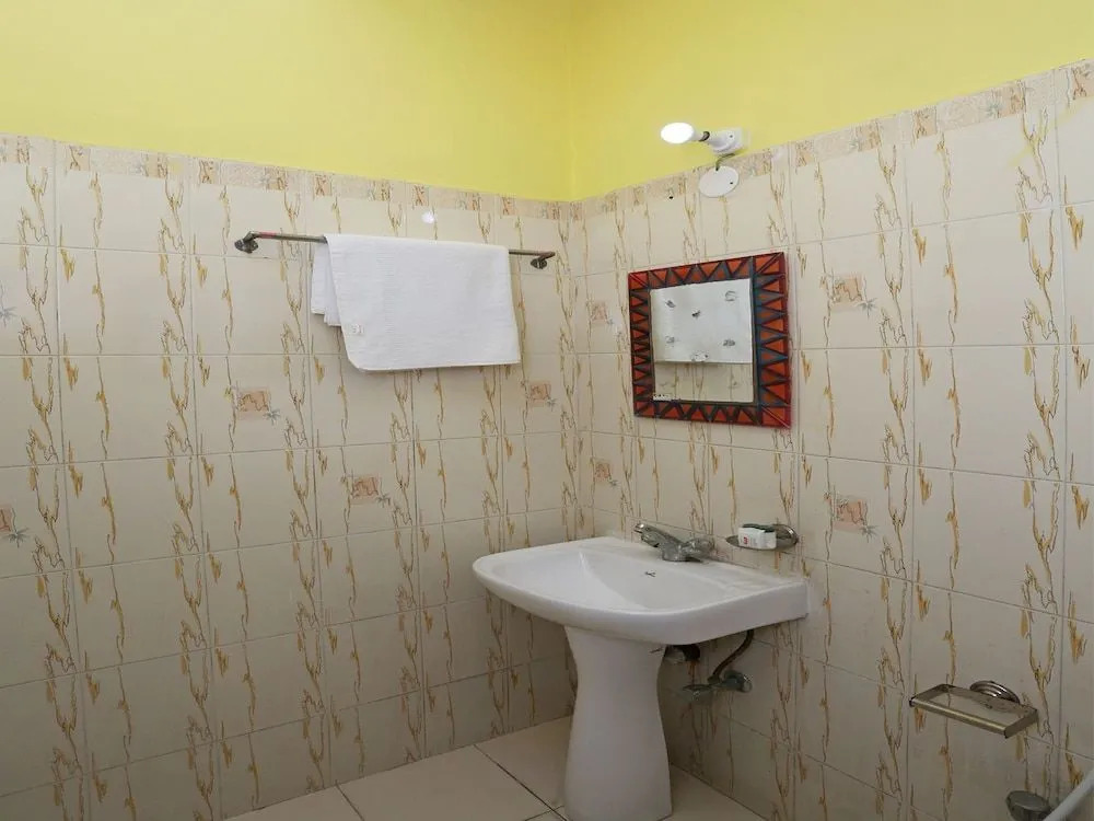 OYO 11731 Sterling Guest House