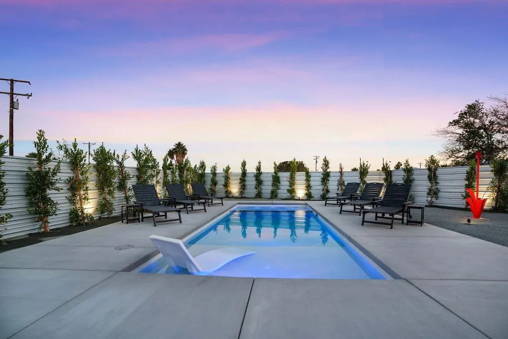 Sunview Escape, a Freshly Remodeled Retreat