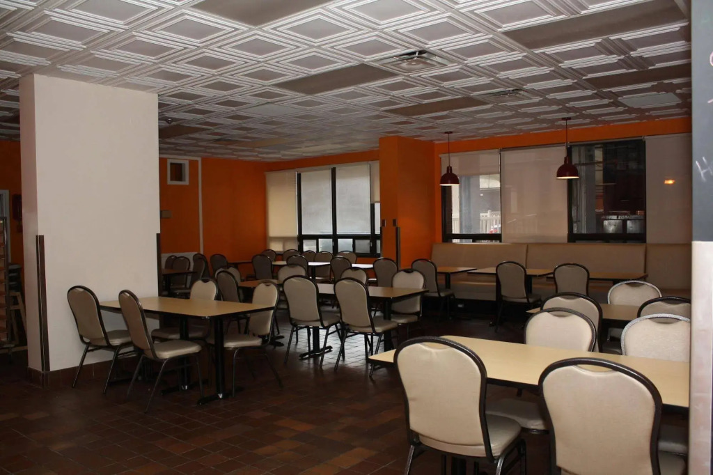 Neill Wycik Backpackers Hotel