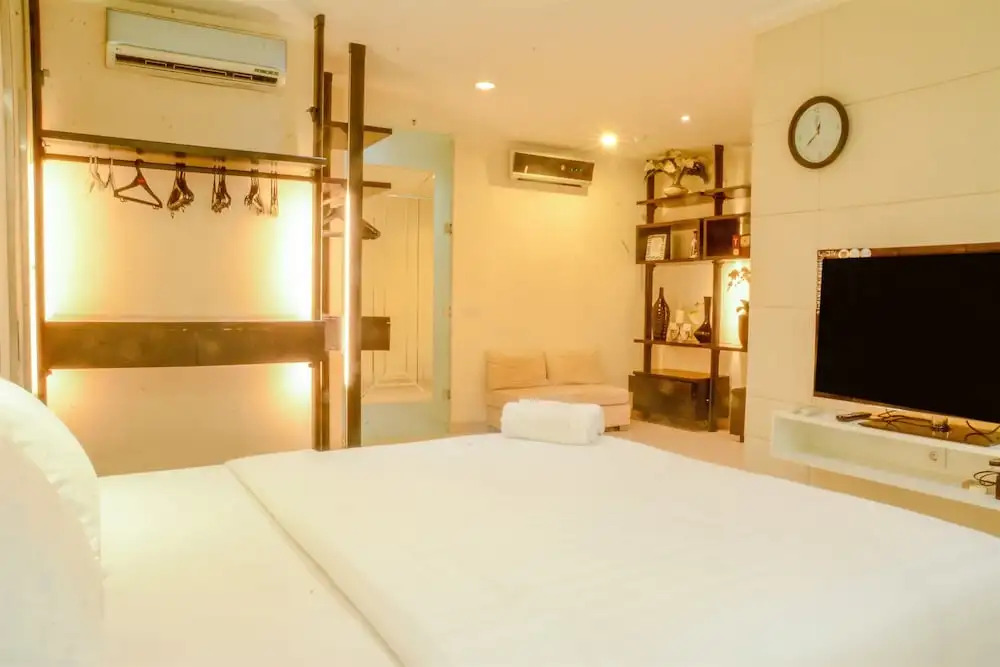 2 Bedrooms Apartment at Sahid Residence by Travelio