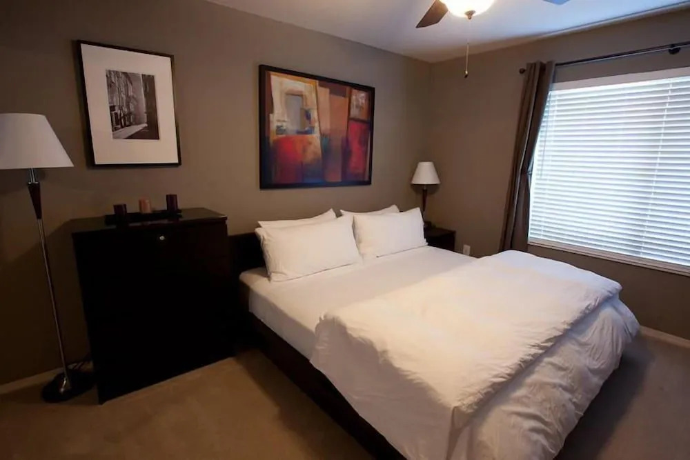 Hangout By Signature Vacation Rentals