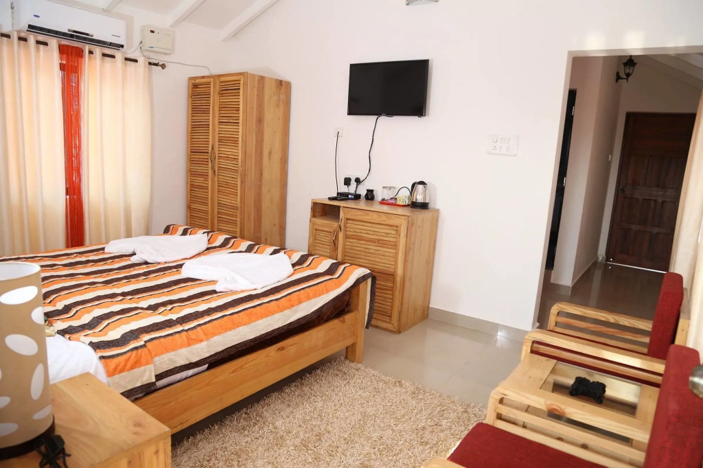 Villa Baywalk Goa - 200 meters from Morjim Beach
