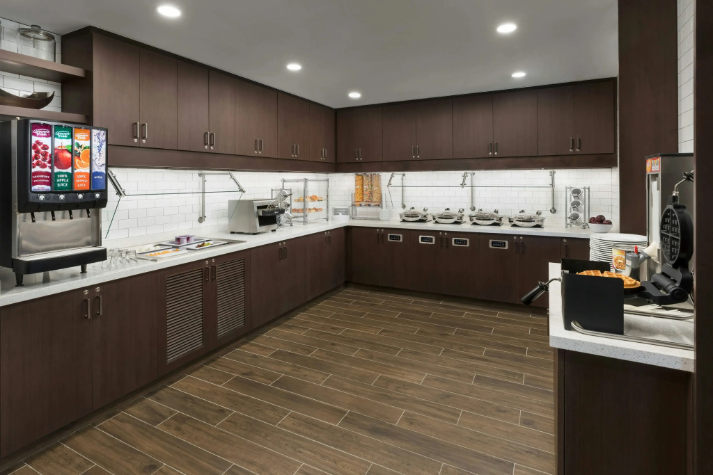 Residence Inn Long Island Garden City