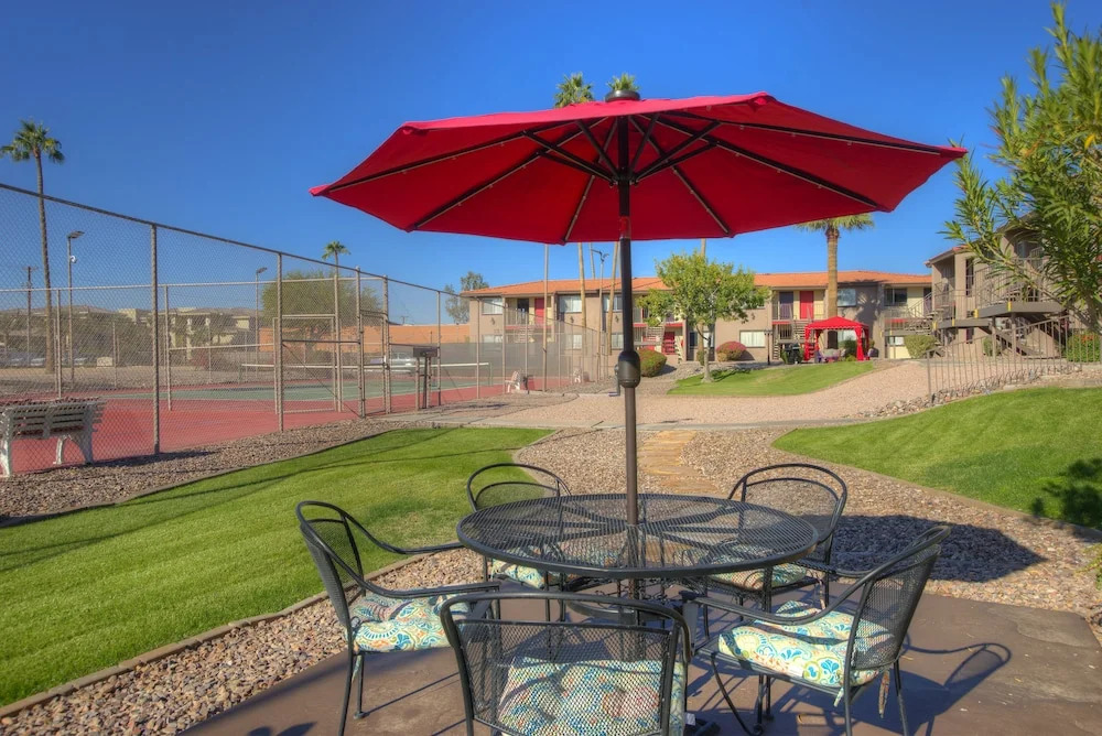 Scottsdale Park Suites