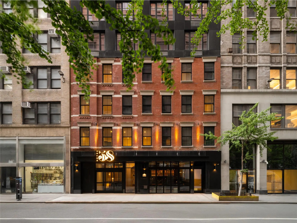 Hotel 38 New York City, Tapestry Collection by Hilton