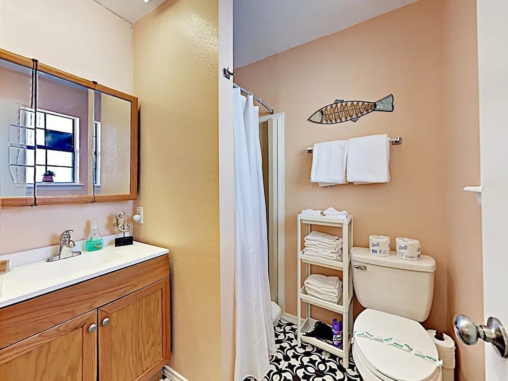 Hola Beaches - 4 Br Home