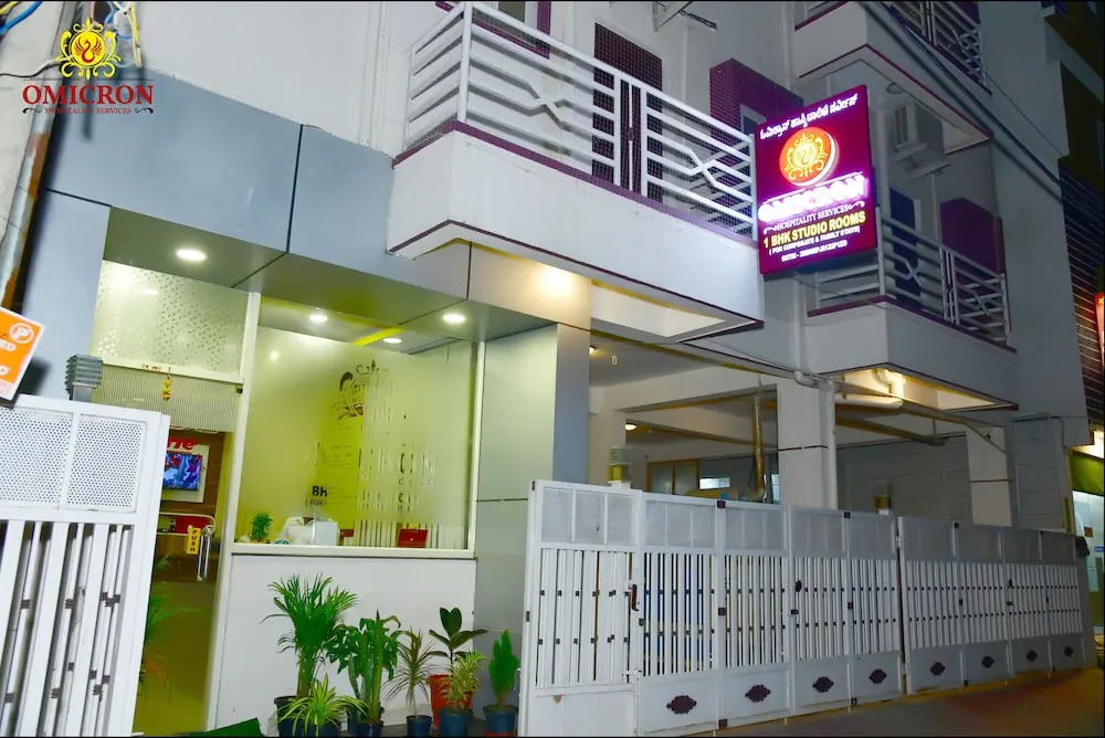 Hotel Omicron 1 BHK Studio room