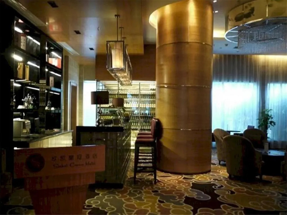 Sinkal Crown Hotel