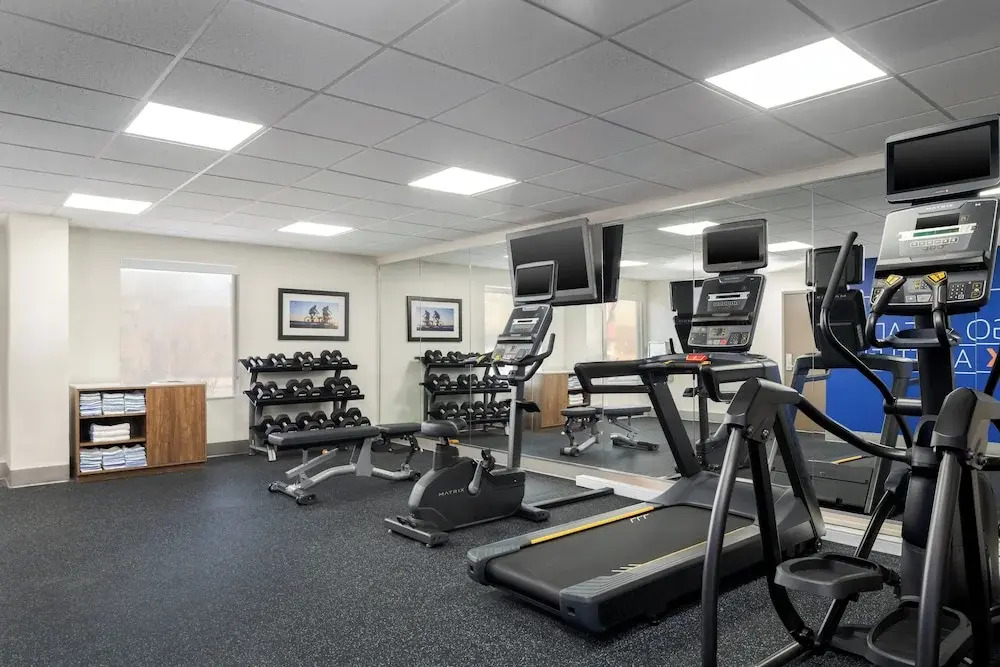 Holiday Inn Express Hotel & Suites Bentonville by IHG