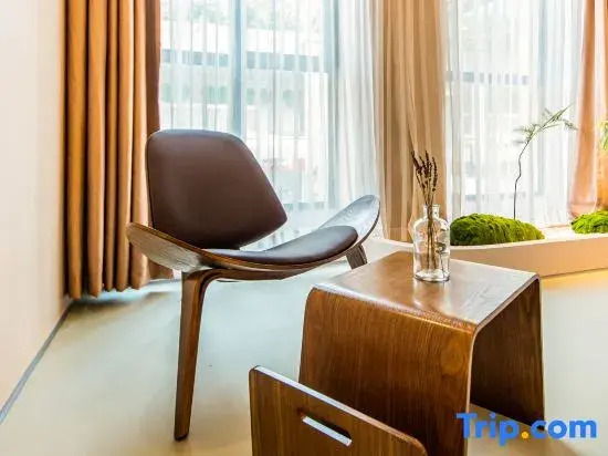 Mojing Lakeview Hotel (Xihu Lingyin Branch)