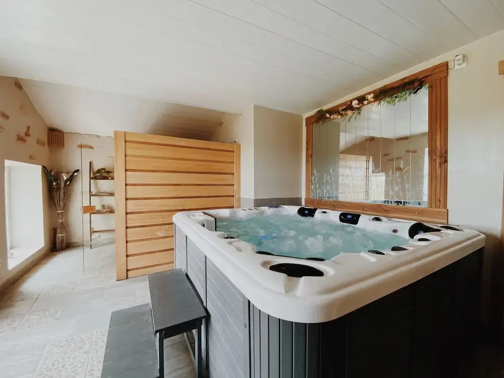Domaine de Saint Florent - Piscine & Spa