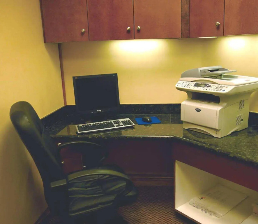 Hampton Inn and Suites Peru