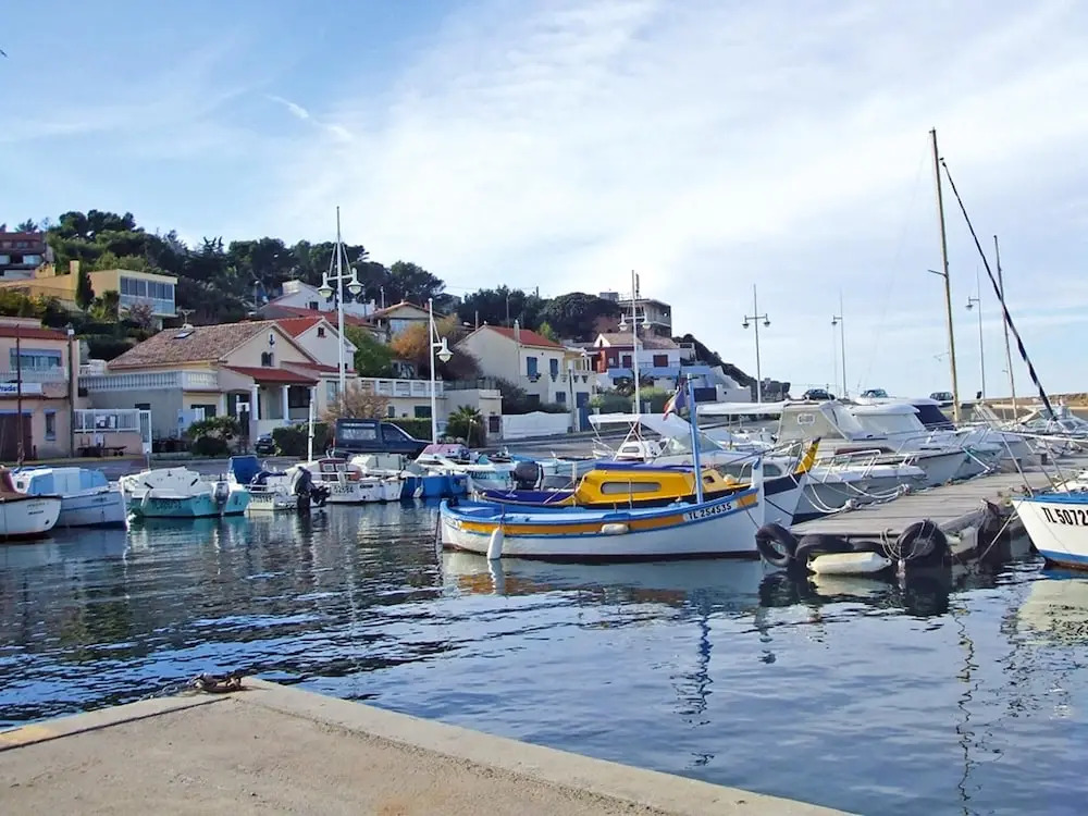 Apartment with One Bedroom in Le Pradet, with Enclosed Garden And Wifi - 800 M From the Beach
