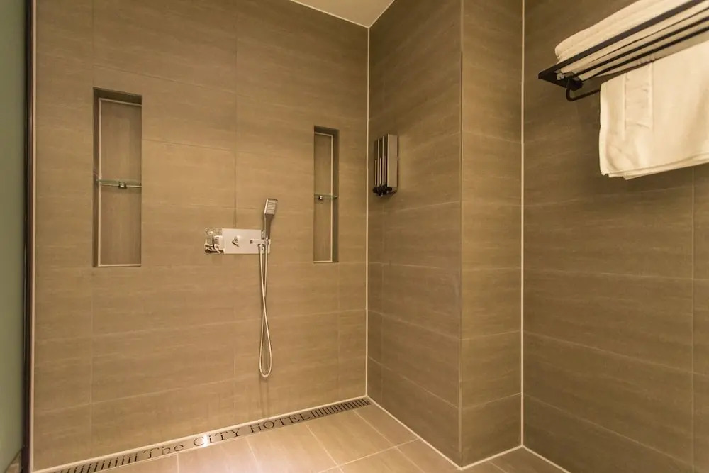 Best In City Hotel