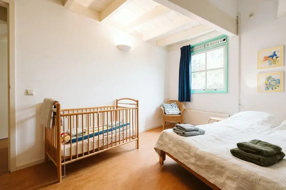 Fairytale Holiday Home With a Lovely Playing Field