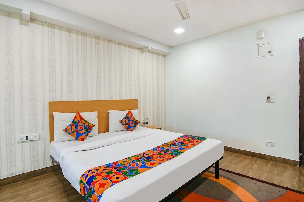 FabHotel Moro Rohini Sector 11