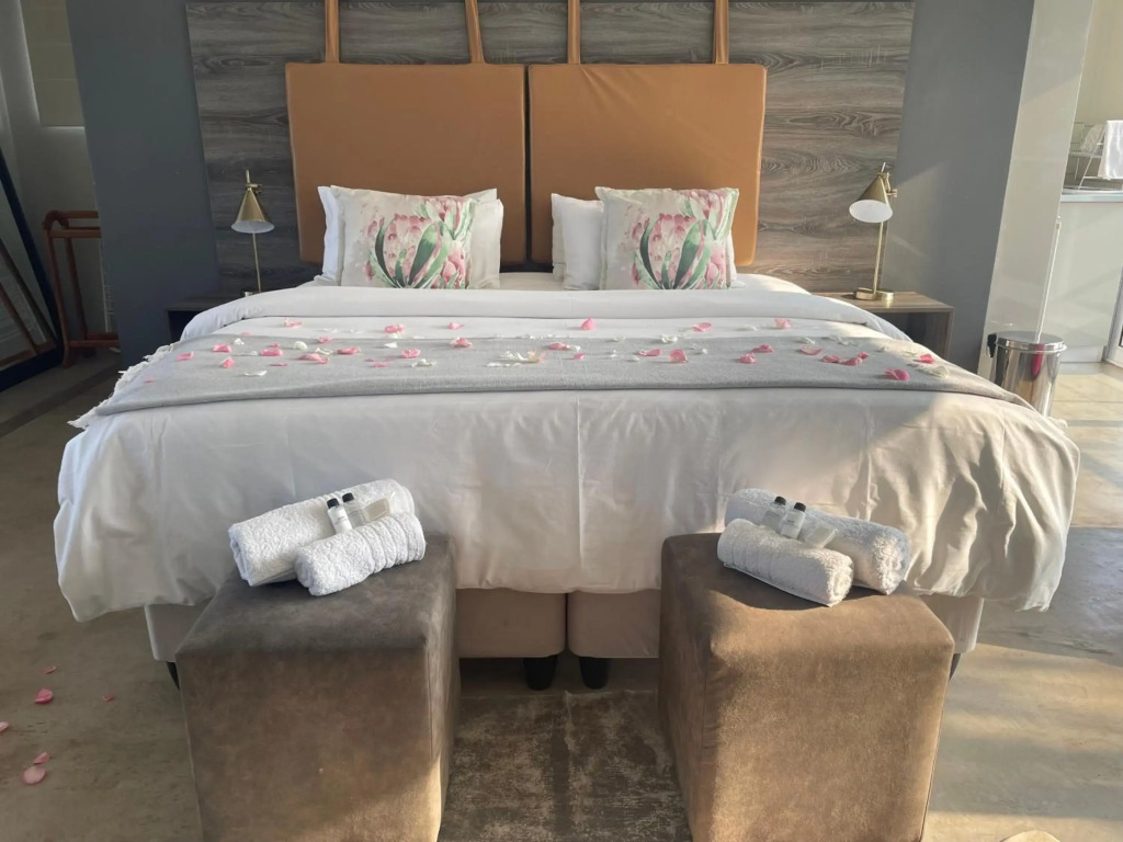 The Studio on Cordia DSTV WIFI 2km from Umhlanga Beach