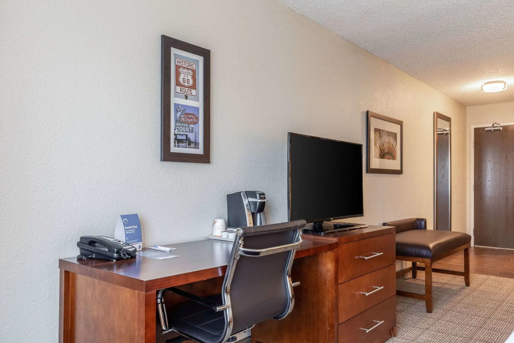 Comfort Inn South Tulsa - Woodland Hills