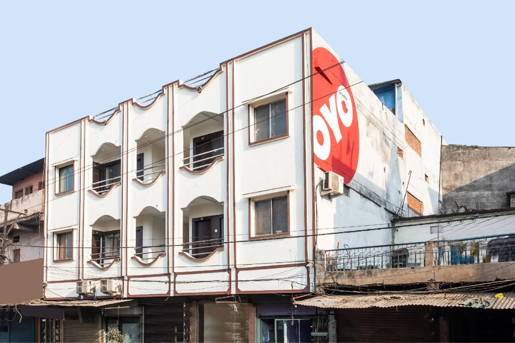 OYO 23058 Hotel Aditya Regency