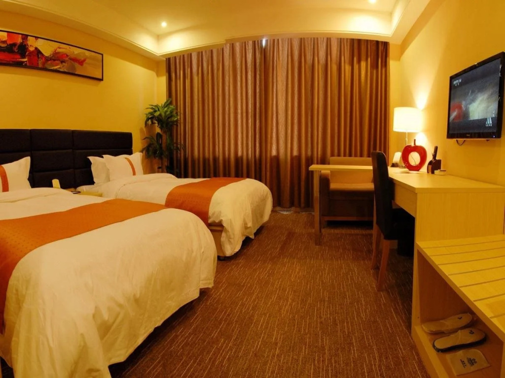 Days Inn Frontier Qingdao Airport