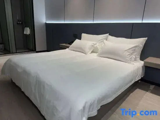 Yixing Hotel