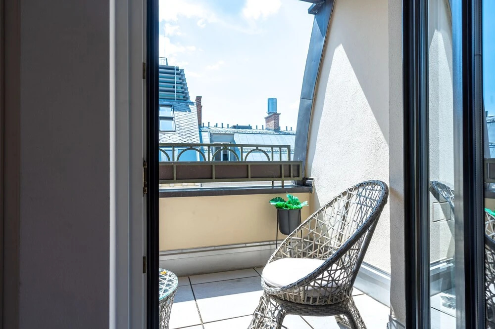 High Street Suites