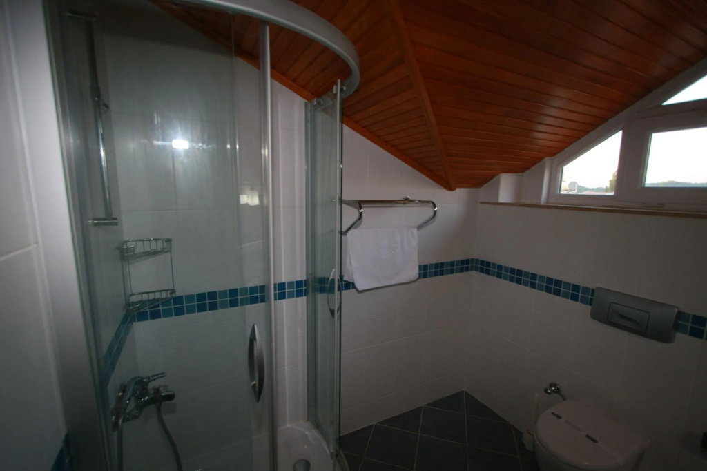 Sea Breeze Hotel and Apartments