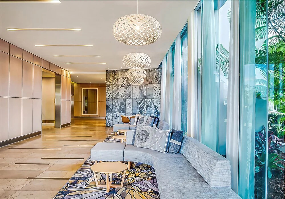 Broadbeach on the Park 2 Bedroom Apartment