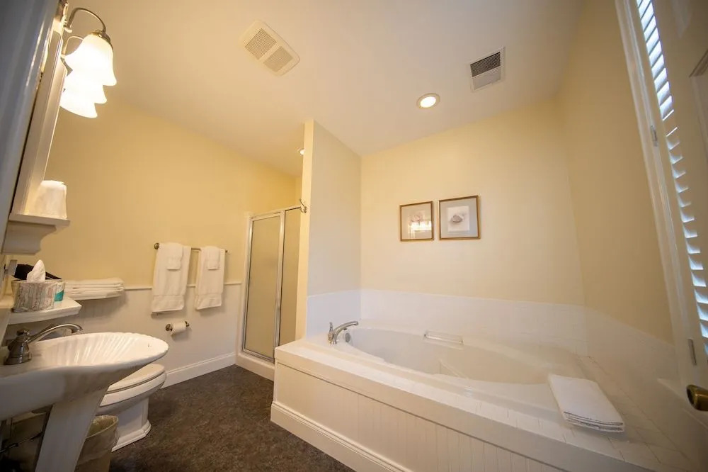 The Edenton Collection - Granville Queen Inn