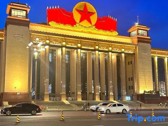 Hello Qiman Hotel (Nanchang Tengwang Pavilion Wanshou Palace)
