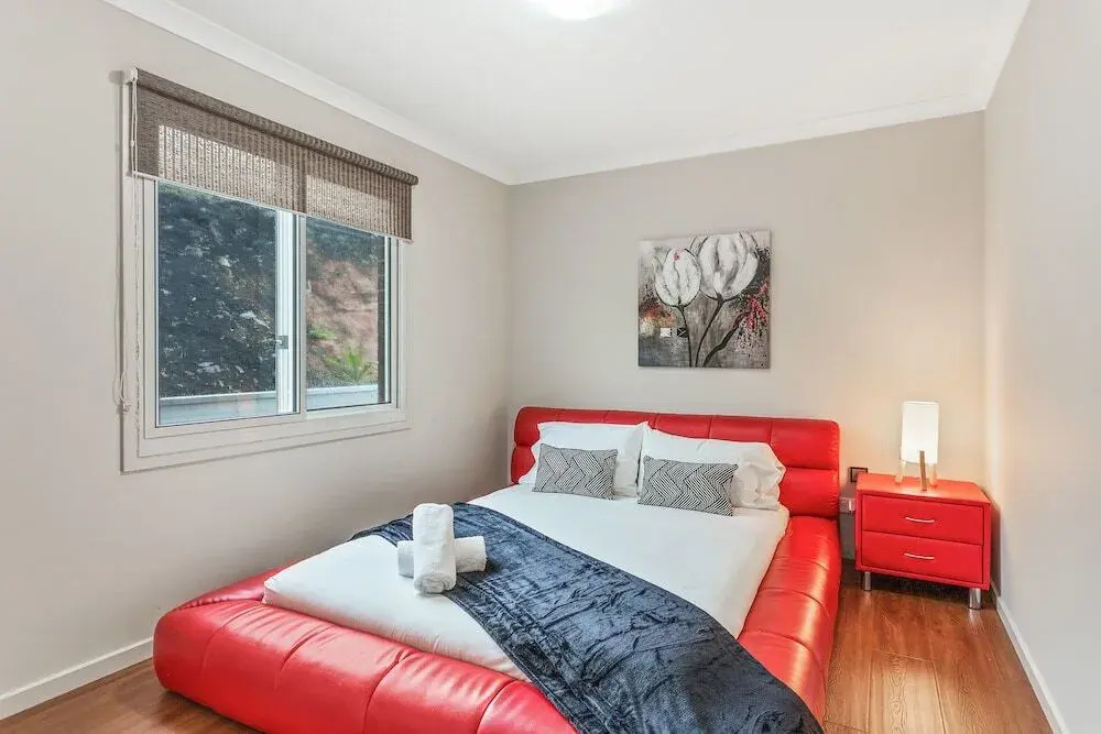 Serviced Houses - Bulla Hill