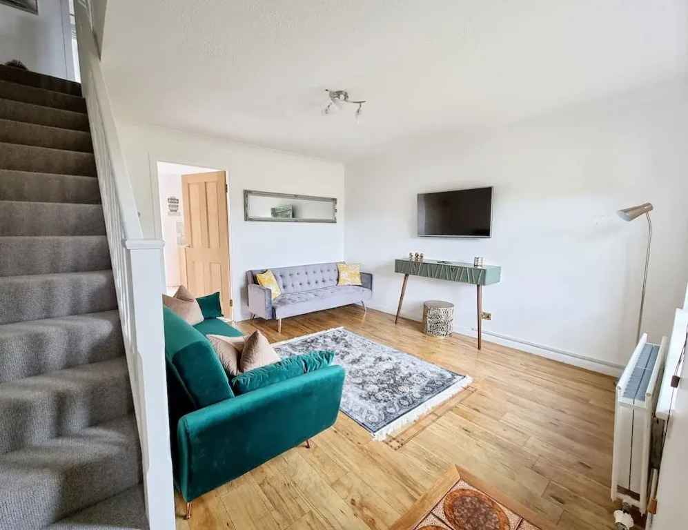 Spacious Family Home In Glasgow