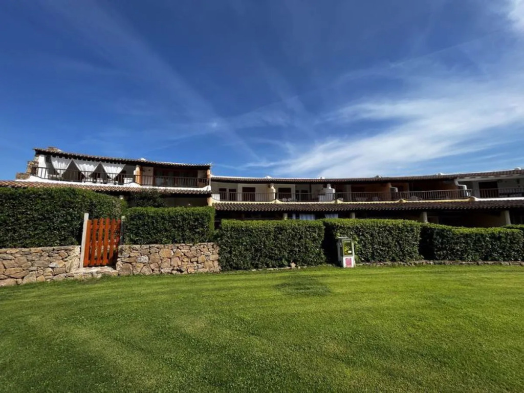 House Lidia Porto Istana