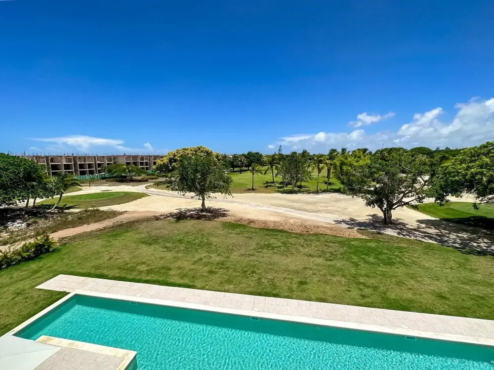 Fantastic Penthouse at Golf Course