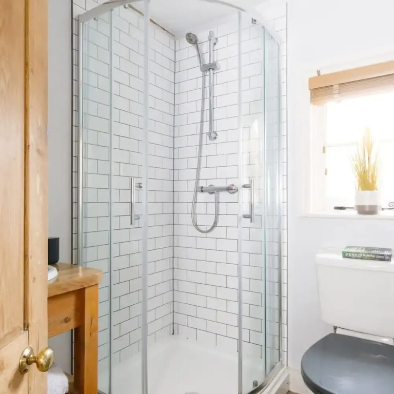 Charming 3bd Townhouse Right in the City Centre