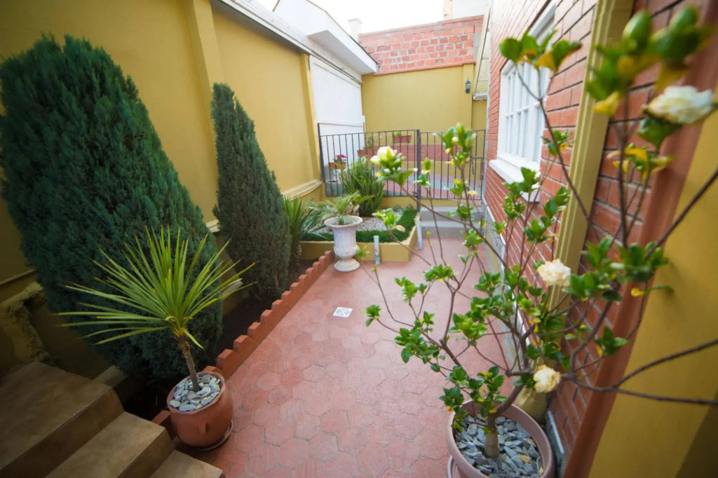 Hotel La Colina Bed and Breakfast