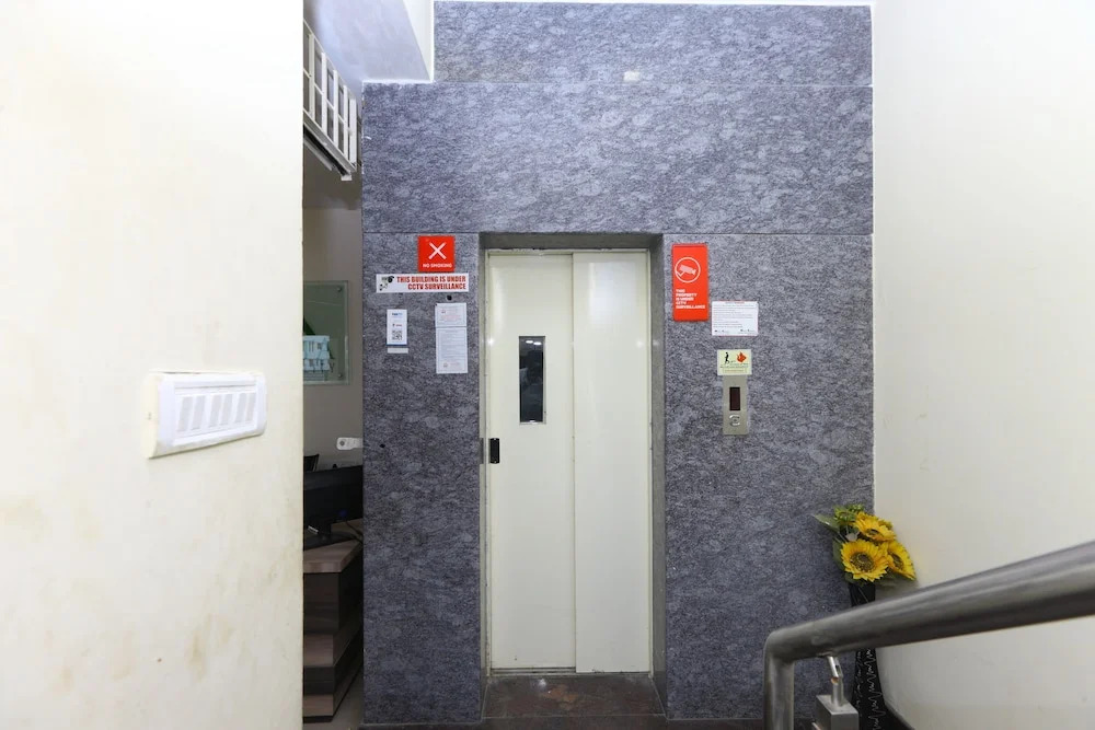 OYO 2612 Hotel Fiesta House