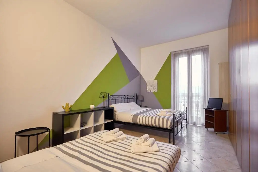 Tortona Design Flat
