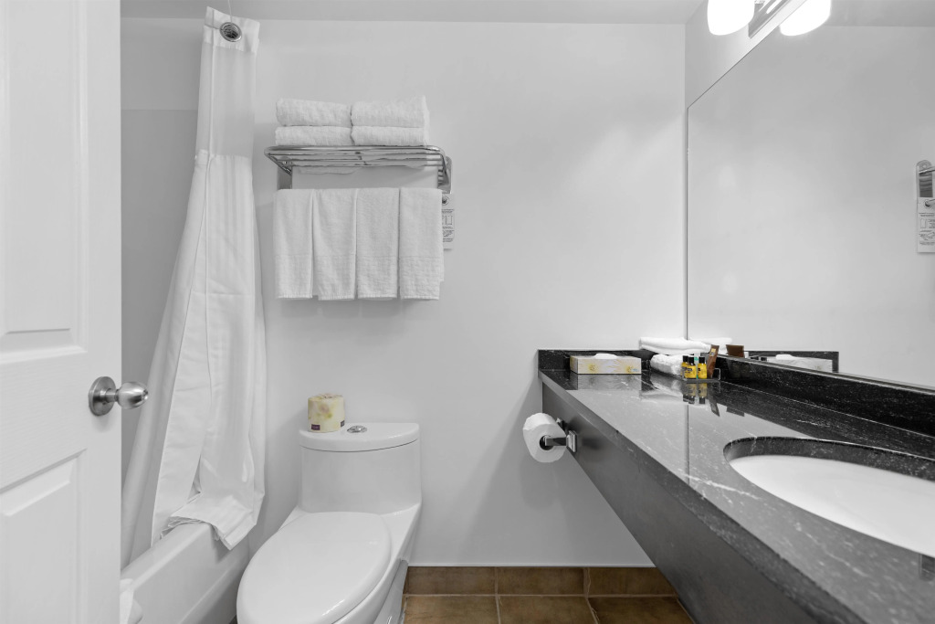Kootenay Lakeview Resort, BW Signature Collection
