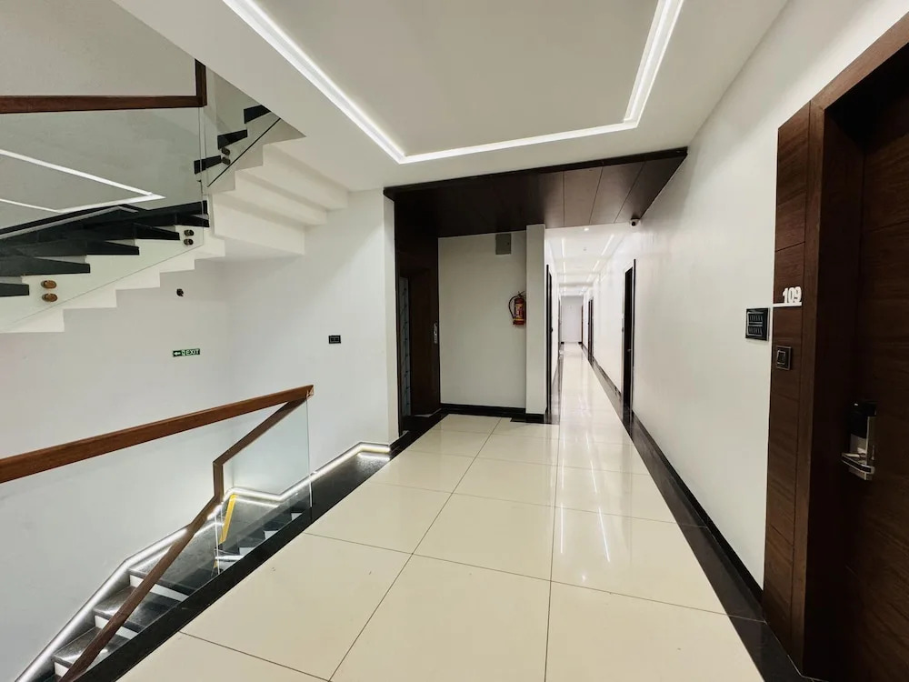 Hotel Rajdev INN
