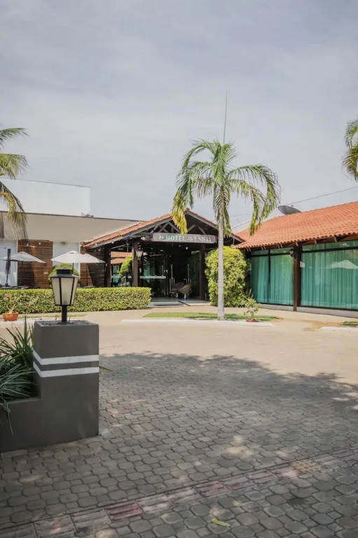 Avenida Hotel