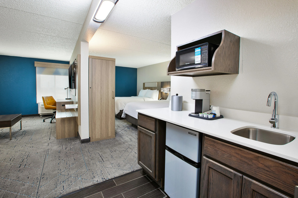Holiday Inn Express & Suites Eden Prairie - Minneapolis by IHG