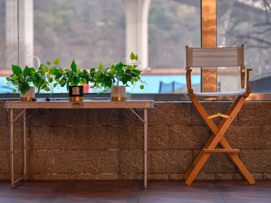 Wallside Wangyou Valley Retreat