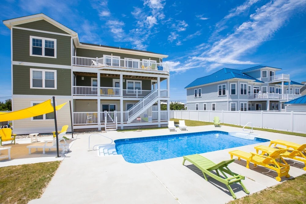 Sandfiddler by RedAwning
