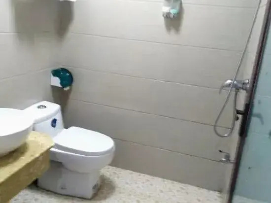 Longyan Wuzhou Hotel